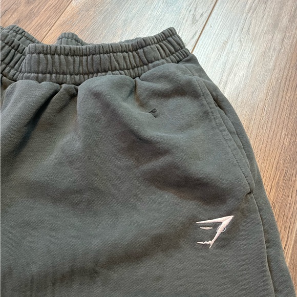 Gymshark Training Fleece Joggers in Fog Green - Picture 6 of 8